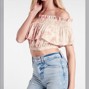 Express abstract crop top